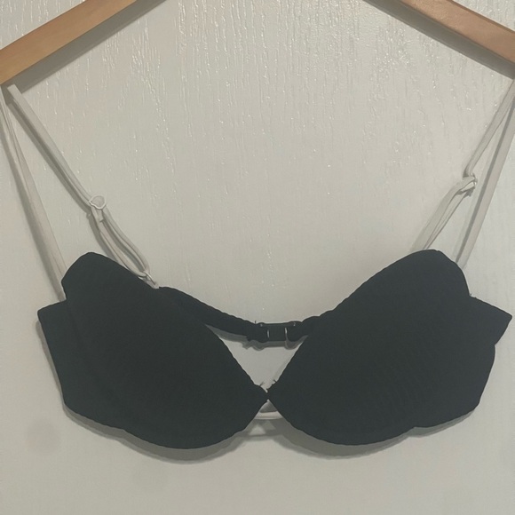 ONIA Johanna Top in Black White Straps Ribbed Curved Shape Adjustable Medium - Picture 5 of 11